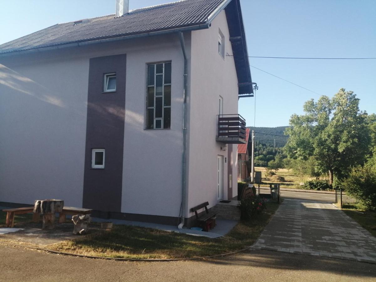 House Natali Apartamento Vrhovine Exterior foto