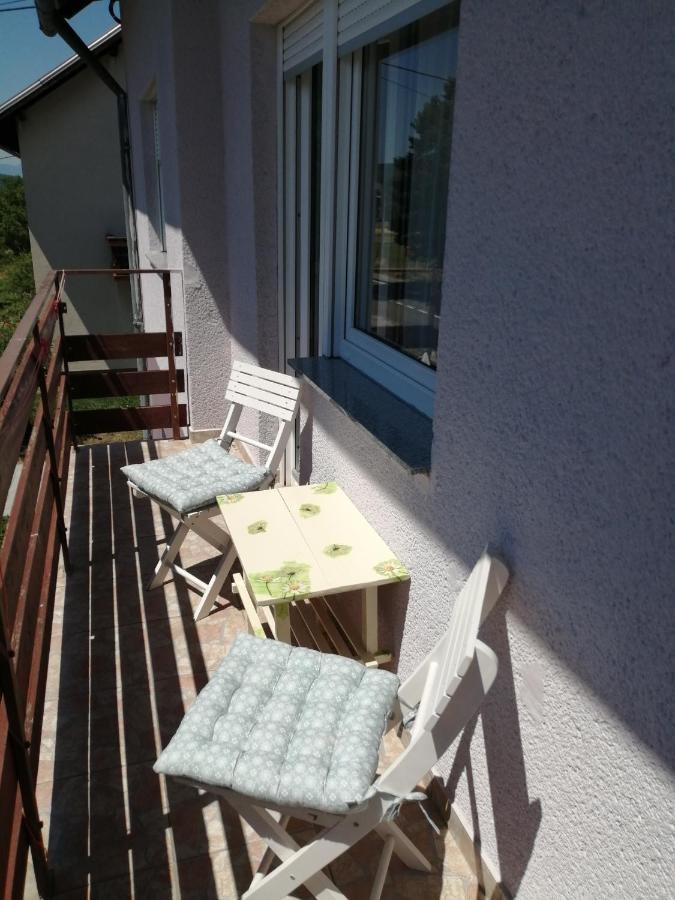 House Natali Apartamento Vrhovine Exterior foto
